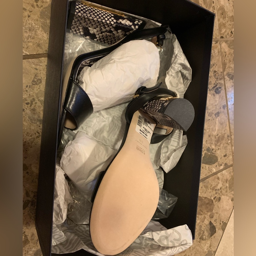 Women's Roberto Cavalli sandals Brand new!